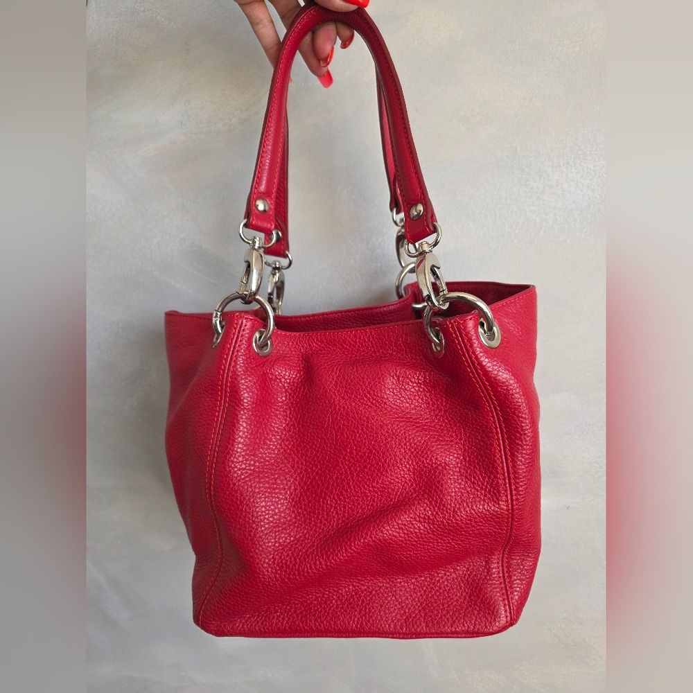 Red Maxima Milano Made In Italy Pebbled Silver Accents Slouchy Shoulder Bag
